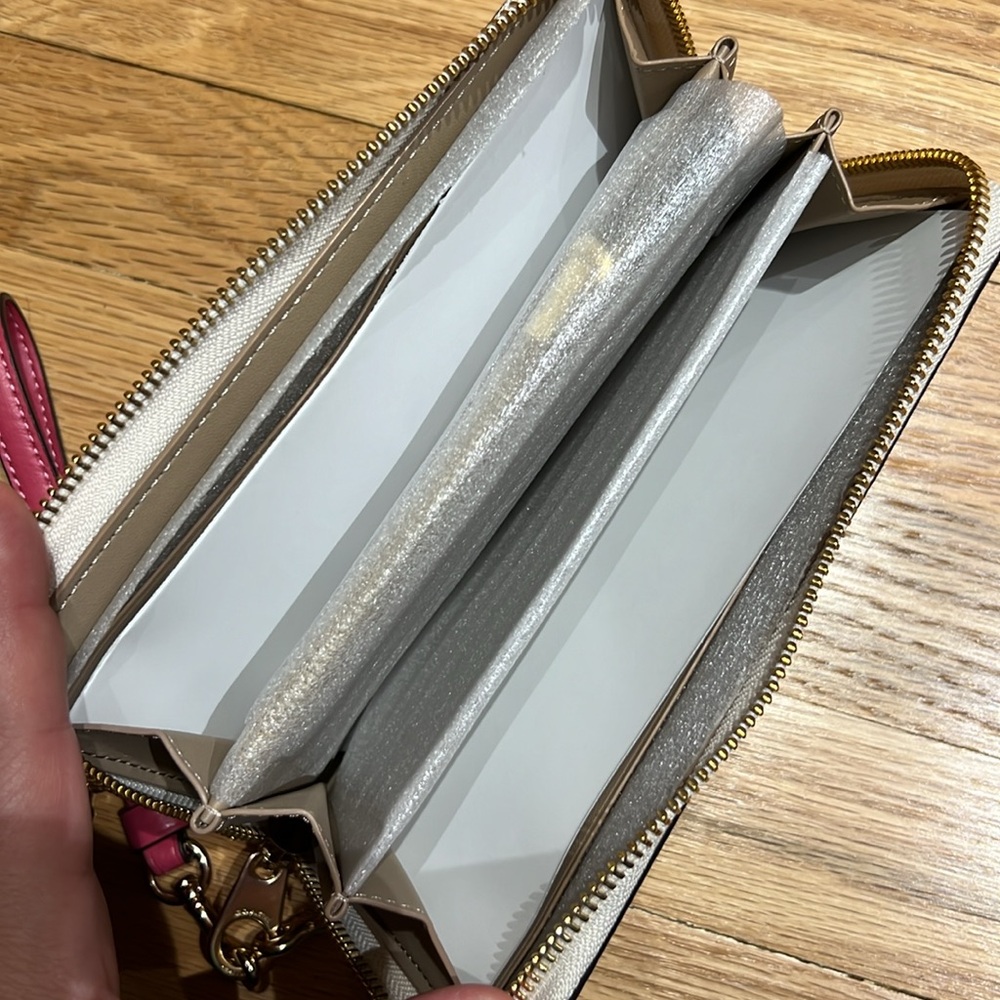 Coach NWOT zip around disco star wallet wristlet💫 - Picture 11 of 15